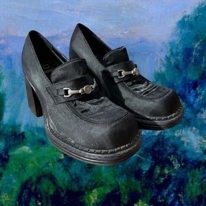 size 8 original 90s euro club platform loafer
